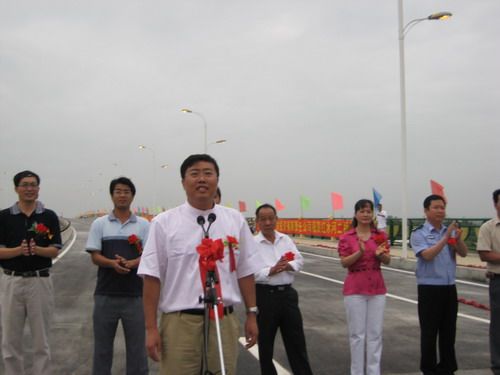 来宾市红水河二桥举行通车剪彩仪式 - 企业要闻 - J9集团