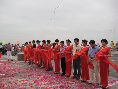 来宾市红水河二桥举行通车剪彩仪式 - 企业要闻 - J9集团