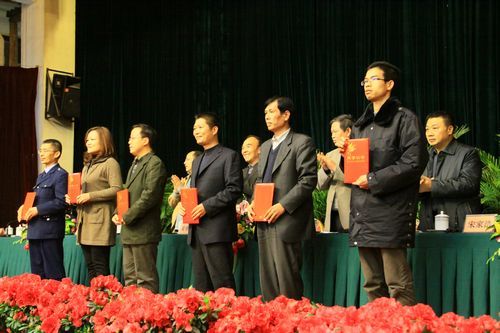 公司在2011年全区交通运输行业廉政暨精神文明建设事情聚会上获多项夸奖 - 企业要闻 - J9集团